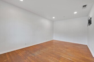 471 Hialeah Ave in San Antonio, TX - Building Photo - Building Photo