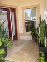 4291 Avian Avenue in Ft. Myers, FL - Building Photo - Building Photo