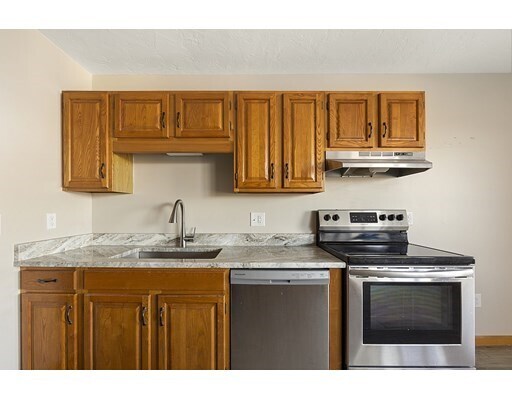 21 Middlesex Ave in Worcester, MA - Building Photo - Building Photo