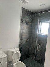 6121 SW 48th Ct in Davie, FL - Building Photo - Building Photo