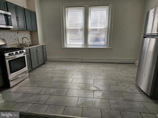 2049 N 62nd St in Philadelphia, PA - Building Photo - Building Photo