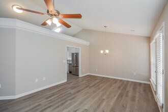 60 Summer Walk Ct in Covington, GA - Building Photo - Building Photo
