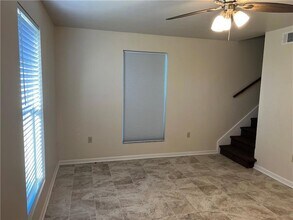 316 Plantation Dr, Unit 1 in Chalmette, LA - Building Photo - Building Photo