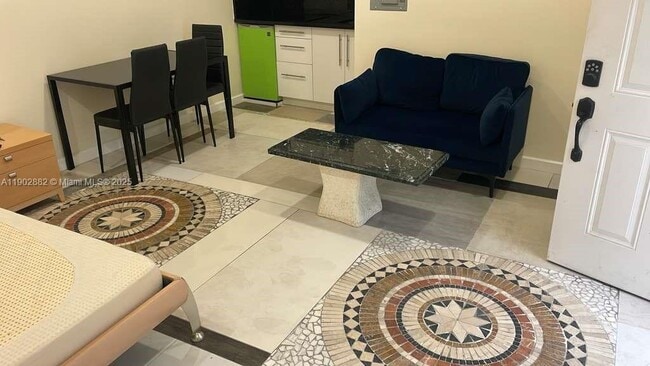 property at 1150 Normandy Dr