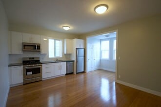 26 San Carlos St, Unit 26 in San Francisco, CA - Foto de edificio - Building Photo