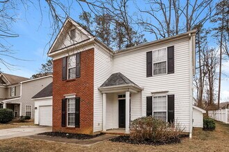 1854 Colin Creek Ln in Charlotte, NC - Building Photo - Building Photo