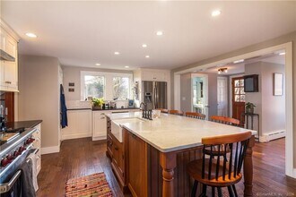 323 Green Hill Rd in Madison, CT - Building Photo - Building Photo