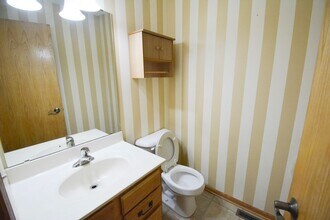 3086 Venice Ln NW in Rochester, MN - Building Photo - Building Photo