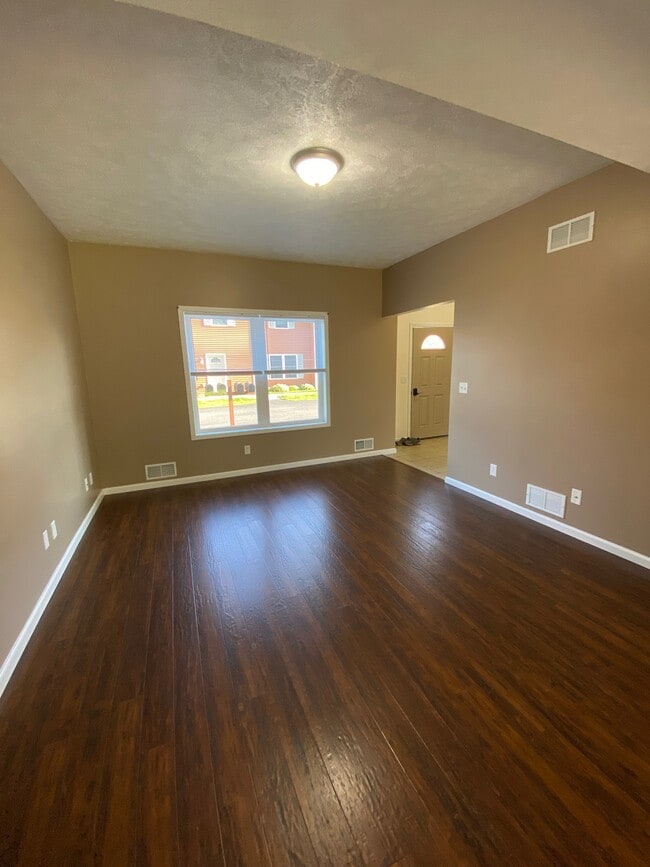 204 Betsinger Rd in Sherrill, NY - Building Photo - Building Photo