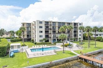 Hidden Banyan in Lantana, FL - Building Photo - Building Photo