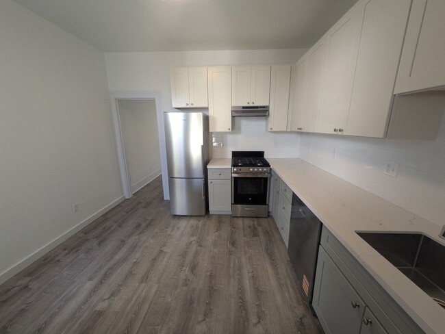 632 San Bruno Ave in San Francisco, CA - Building Photo - Building Photo