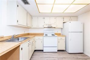 5530 NW 44th St in Lauderhill, FL - Building Photo - Building Photo