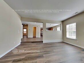 8422 Oak Dr in Charlotte, NC - Building Photo - Building Photo