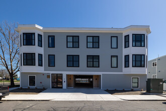 Coleridge Coast in Boston, MA - Foto de edificio - Building Photo