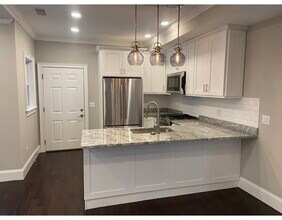 14 Trull St-Unit -A in Somerville, MA - Building Photo - Building Photo