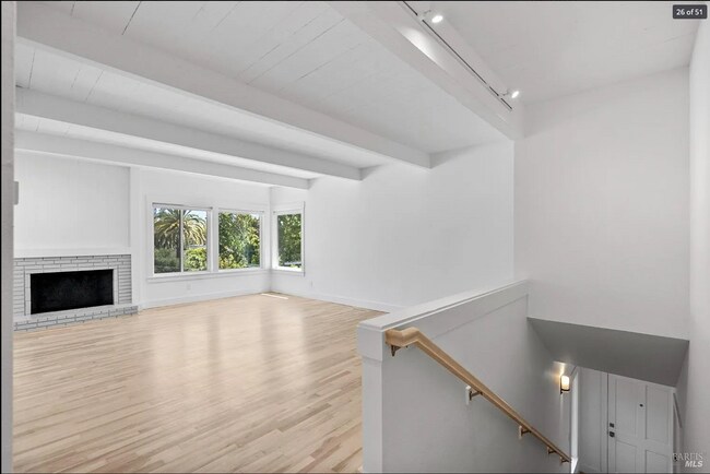 300 Miller Ave in Mill Valley, CA - Building Photo - Building Photo