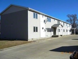 1316 Potomac Pl Apartments