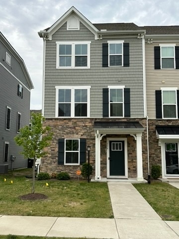 property at 116 Spring Grove Way