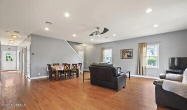 2207 Main St in Belmar, NJ - Building Photo - Building Photo