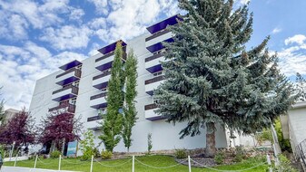 The Skyline in Bankview in Calgary, AB - Building Photo