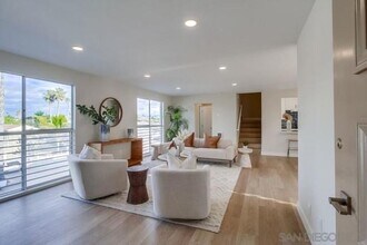 5015 Cape May Ave, Unit 211 in San Diego, CA - Building Photo - Building Photo