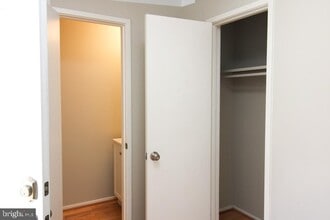20423 Meadow Pond Pl in Gaithersburg, MD - Building Photo - Building Photo