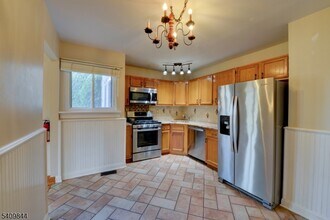 4 Hawthorne Pl in Basking Ridge, NJ - Building Photo - Building Photo