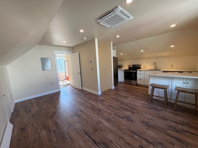 34 Highland St, Unit Apartment #3