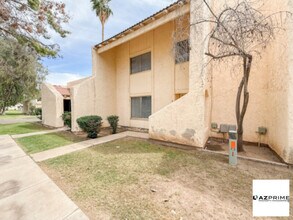 4440 W Solano Dr N in Glendale, AZ - Building Photo - Building Photo