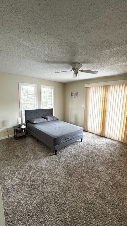 1104 E Genesee St in Tampa, FL - Building Photo