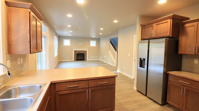 20437 SE Senden Ln in Bend, OR - Building Photo - Building Photo