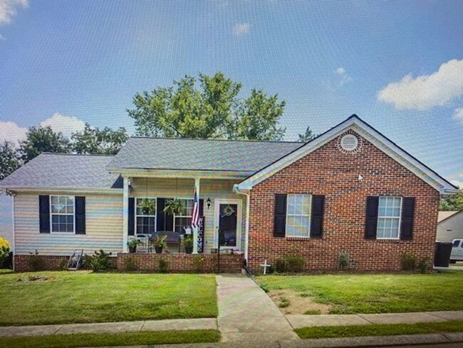 1147 Harvest Glen Dr NW