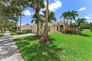 8485 SE Palm Hammock Ln in Hobe Sound, FL - Building Photo
