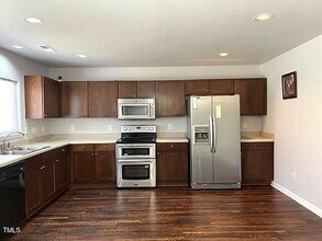 204 Hillview Dr in Durham, NC - Building Photo - Building Photo