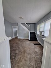 319 W 40th St in Indianapolis, IN - Building Photo - Building Photo