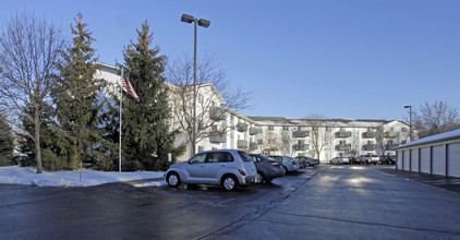 Beech Pointe Senior Apartments in Kenosha, WI - Building Photo - Building Photo