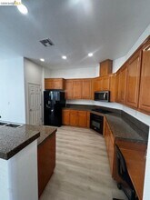 2638 Breaker Way in Stockton, CA - Building Photo - Building Photo