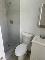 7390 SW 30th Terrace in Miami, FL - Building Photo