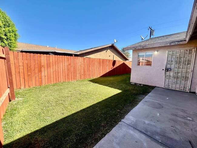 32770 Monte Vista Rd in Cathedral City, CA - Building Photo - Building Photo