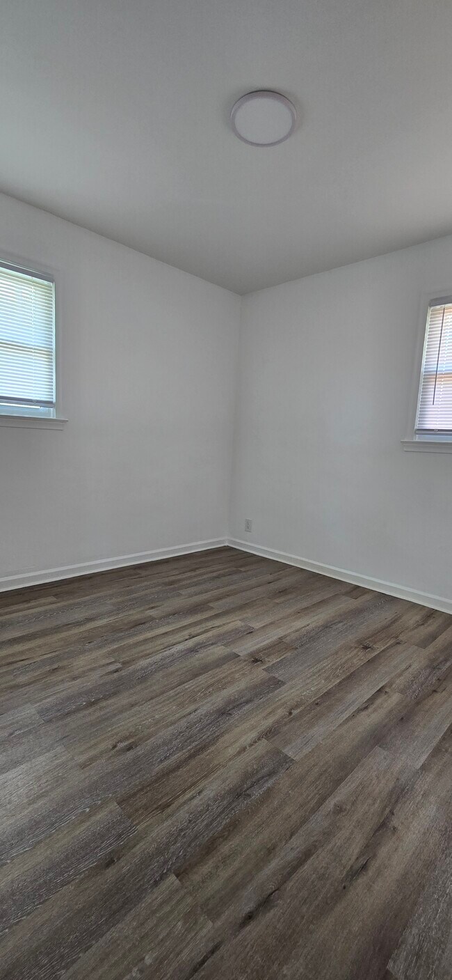 3202 Cherokee Ave in Flint, MI - Building Photo - Building Photo