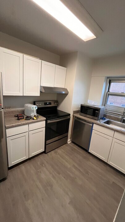 4950 N Marine Dr, Unit 903 in Chicago, IL - Building Photo