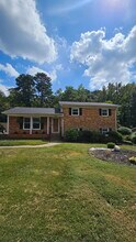 4129 Allwood Dr in Charlotte, NC - Building Photo - Building Photo