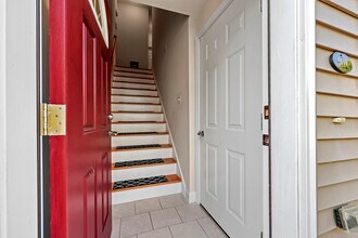 35 Ringgold St in West Hartford, CT - Building Photo - Building Photo