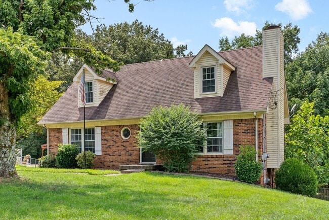 1026 Foxmoor Dr in Clarksville, TN - Building Photo - Building Photo