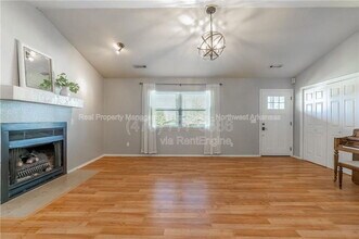 3231 Shale St in Fayetteville, AR - Building Photo - Building Photo