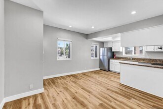 520 Pearl St in San Diego, CA - Foto de edificio - Building Photo