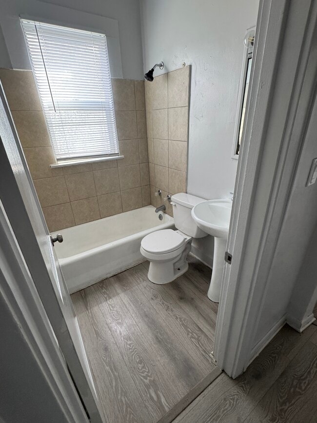 3425 N California Ave, Unit 1615 - A-306 - A in Peoria, IL - Building Photo - Building Photo