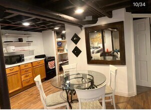 2611 W Peterson Ave in Chicago, IL - Building Photo - Building Photo