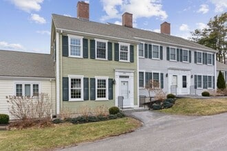 47 Maine St in Kennebunkport, ME - Building Photo - Building Photo