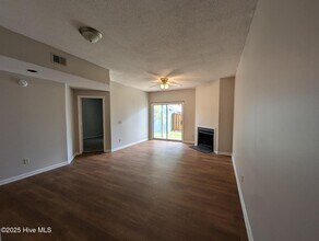 4210 Wilshire Blvd in Wilmington, NC - Building Photo - Building Photo